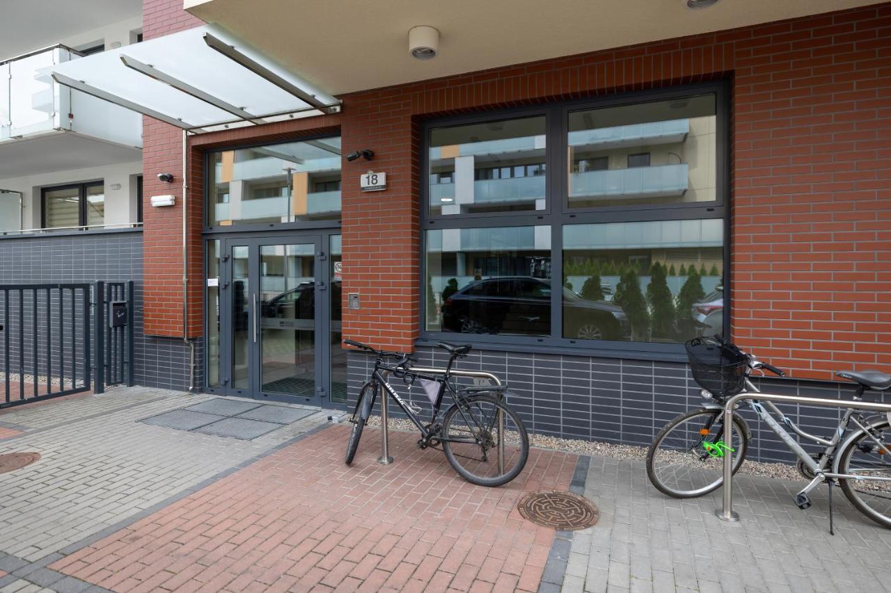 Blizej Morza II Apartament Z Garazem By Renters Apartamento Kołobrzeg Exterior foto